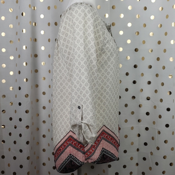 Rewind Ivory Crocheted Top - Picture 7 of 11